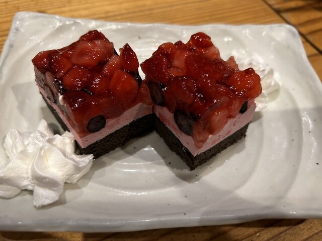 銘柄焼き鳥ともつ鍋の居酒屋 鳥京 新宿総本店的實拍高清圖