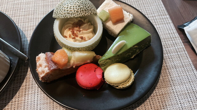 recommendations image for F&J×THE CORNER ROOM