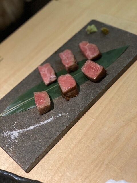魚場 春夏秋冬的實拍高清圖