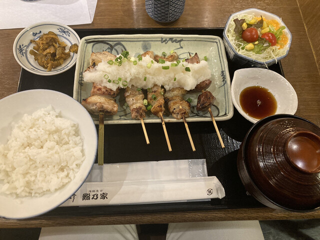 元祖やきとり串八珍 市ヶ谷駅前店的實拍高清圖