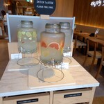 FARMER'S KITCHEN KITTE博多店的實拍圖