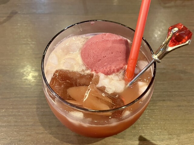 LUIDA'S BAR的实拍高清图