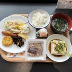 サンロイヤルホテル 亀岡駅前的实拍图