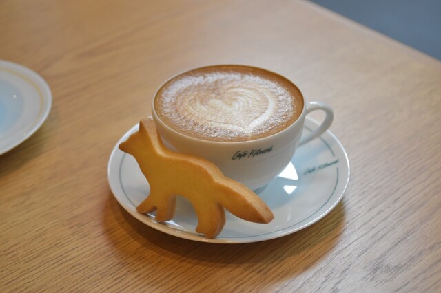 Cafe Kitsune ShinPuhKan Kyoto的实拍高清图