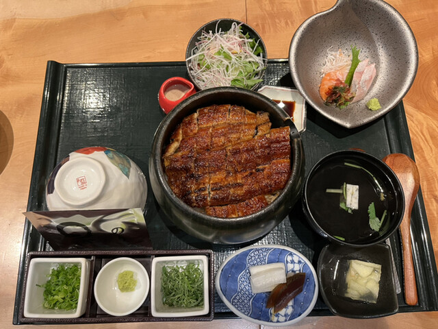 まるや本店 東京ミッドタウン店的实拍高清图