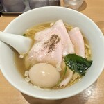 らぁ麺 はやし田 赤羽店的实拍图