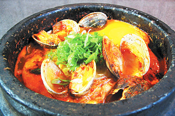 海雲亭 堀池店的实拍图