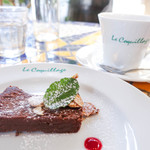 recommendations for フレンチカフェレストラン 神楽坂 ル コキヤージュ