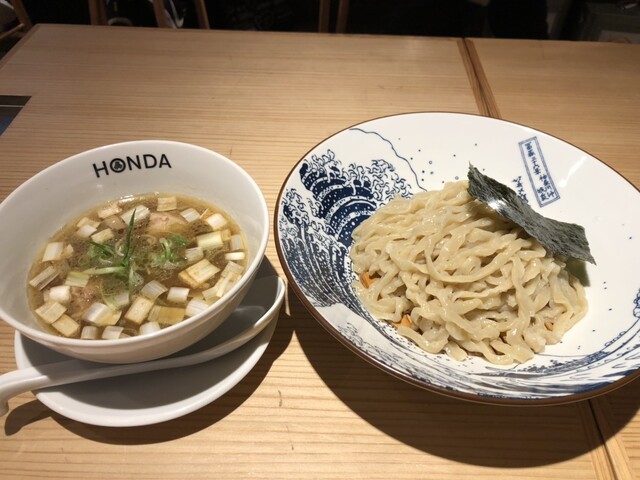 本田麺業 神田西口駅前店的實拍高清圖