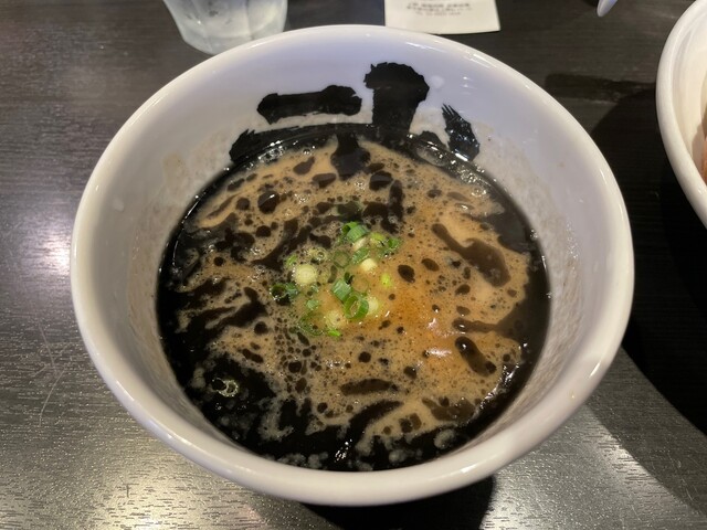 recommendations image for 麺屋武蔵 武骨相傳