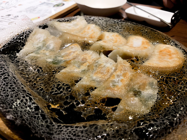 博多餃子舎 鉄なべ 西池袋店的實拍高清圖
