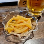 炉ばた屋 鶴吉 出抜小路店的实拍图