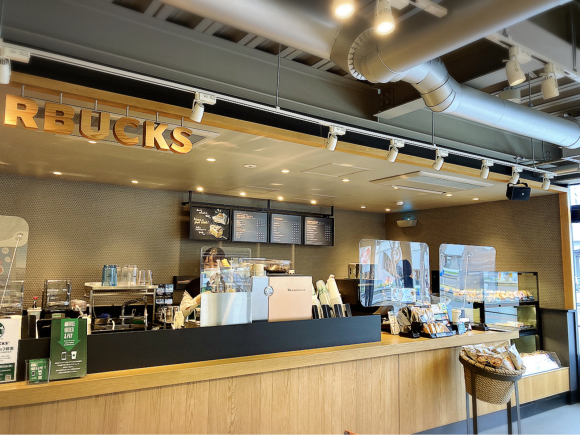 スターバックスコーヒー ビバスクエア京都 梅小路公園店的实拍高清图