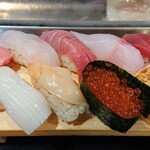 寿司バル弁慶 神田店的实拍图