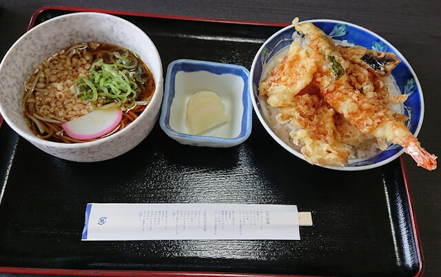 やま六鮨的实拍高清图