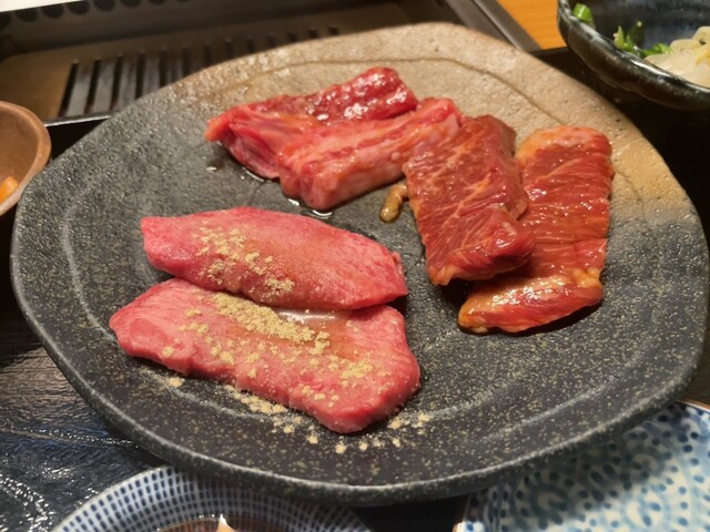 焼肉家 KAZU 神楽坂的实拍高清图