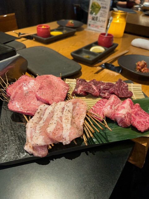 和牛焼肉 牛WAKA丸 新橋店的实拍高清图