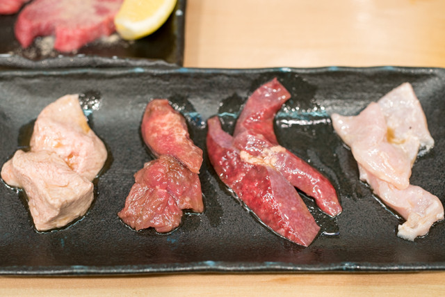 立喰い焼肉 治郎丸 秋葉原店的實拍高清圖