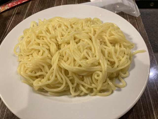 焼肉・しゃぶしゃぶ 肉の鶴々亭的实拍高清图