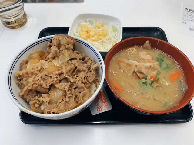 吉野家 三鷹駅南口店的實拍高清圖