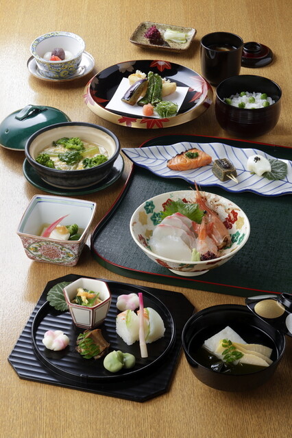 京料理 本家たん熊 京都高島屋店的实拍高清图