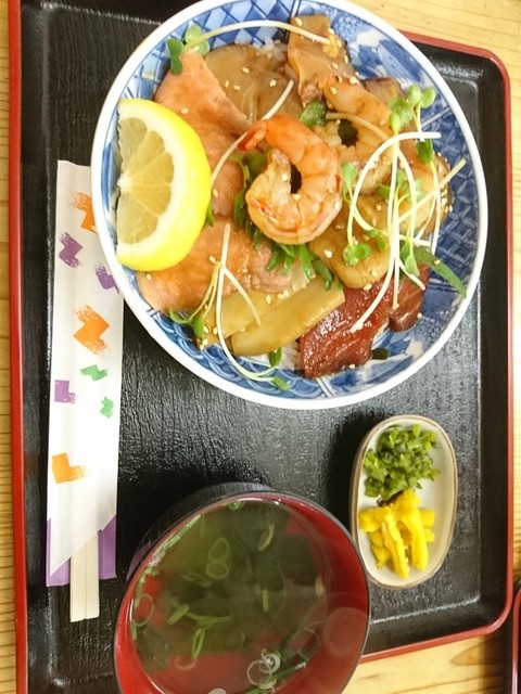 味わい処 笑楽的实拍高清图