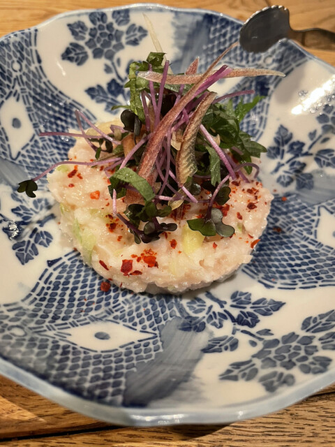日本酒と焼肉 吉岡太一的实拍高清图
