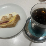 RITUEL CAFE ルミネ新宿店的實拍圖