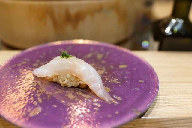 鮨 Suntos的实拍高清图