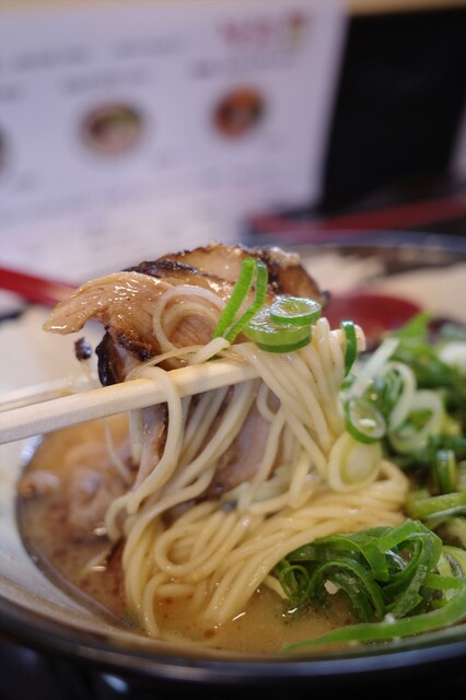 とんこつラーメン 薫的實拍高清圖