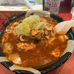 宮崎辛麺酒場 大井町バル横丁的实拍图