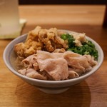 自家製さぬきうどんと肉 甚三 大門店的實拍圖