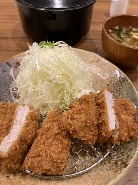 かつかつとんとん的实拍高清图