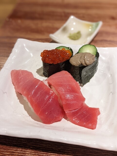 大衆すし酒処 うおしん酒場的實拍高清圖