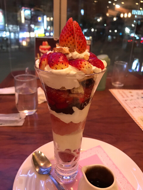 recommendations image for ロイヤルホスト 秋葉原店