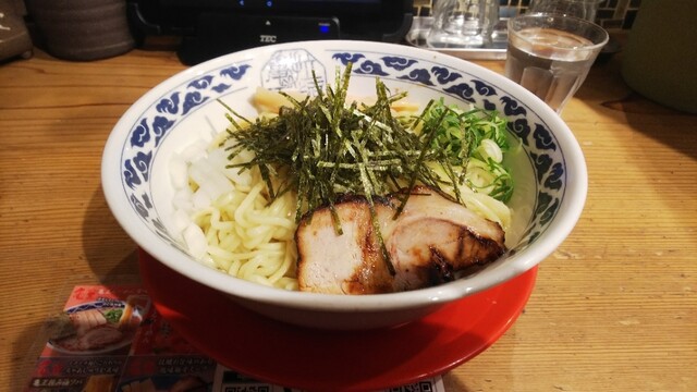 らーめん 亀王 阪急東通り店的實拍高清圖