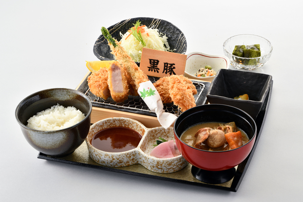 とんかつKYK 京都ポルタ店的实拍高清图
