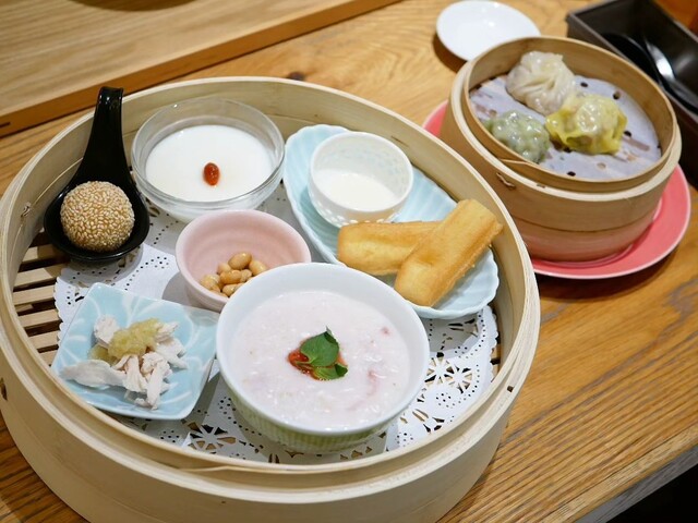 おかゆと麺 粥餐庁 グランフロント大阪店的实拍高清图