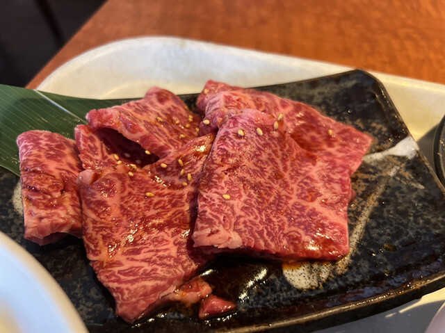 recommendations image for 炭火焼肉HONMACHI