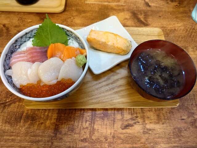 マルイシ食堂的實拍高清圖