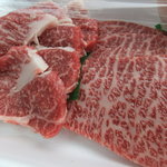 おぐに牧場牛肉販売所的实拍图