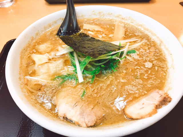 ラーメン純水 イオンモール釧路昭和店的实拍高清图