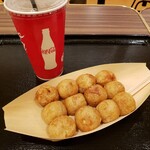 会津屋 梅田HEP NAVIO店的實拍圖