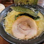 横浜家系ラーメン王子家的實拍圖