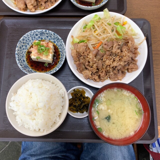 天山食堂的實拍高清圖