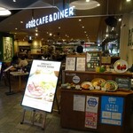 #602 CAFE&DINER 福岡ソラリアプラザ店的實拍圖