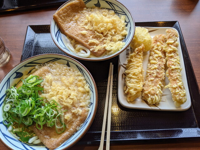 丸亀製麺 綾部店的实拍高清图