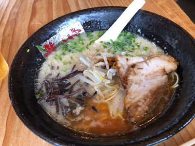 ラーメン龍の家 春日店的实拍高清图