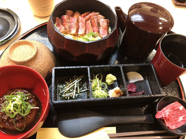 肉まぶし専門店 稀的实拍高清图