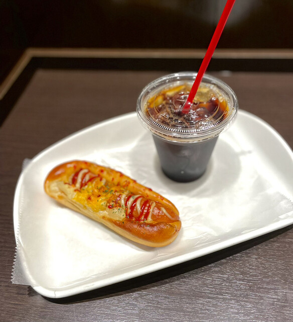 recommendations image for ベーカリー&カフェ ヤマザキ 田原町店